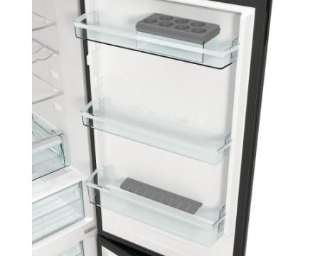 Отдельностоящий холодильник Gorenje ONRK619EBK