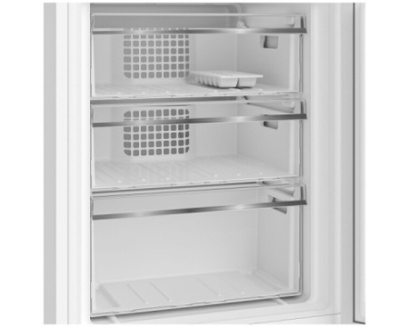 Встраиваемый холодильник Indesit IBD 18