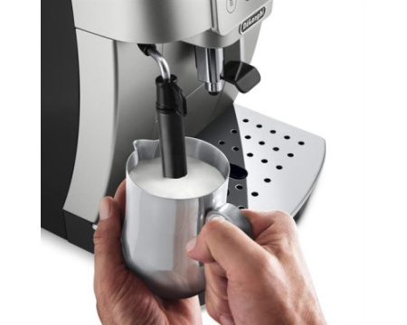 Кофемашина DeLonghi ECAM220.31.SSB