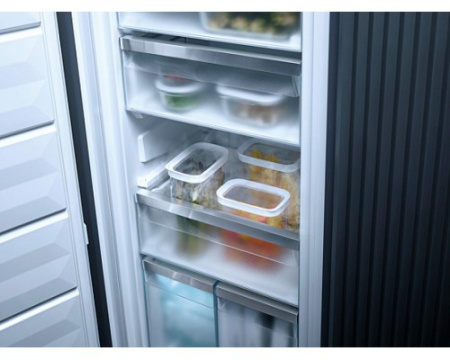 Встраиваемый морозильник Miele FNS 7774 D