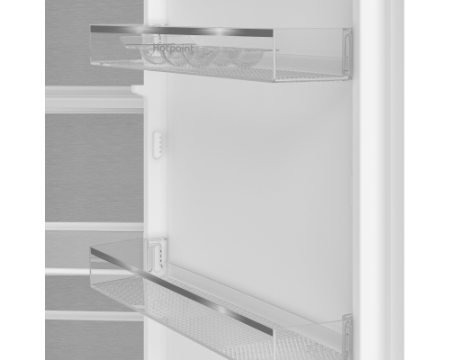 Встраиваемый холодильник Hotpoint HBT 18I