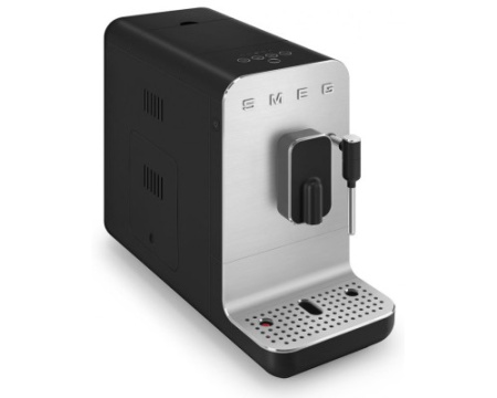 Автоматическая кофемашина Smeg BCC12BLMEU