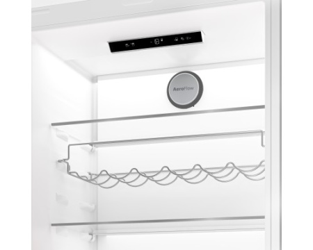 Встраиваемый холодильник Beko BCNE400I35ZS