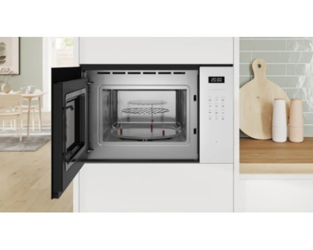 Встраиваемая микроволновая печь Bosch BEL554MW2