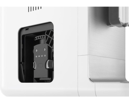 Автоматическая кофемашина Smeg BCC12WHMEU