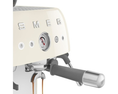 Кофемашина-эспрессо Smeg EGF03CREU