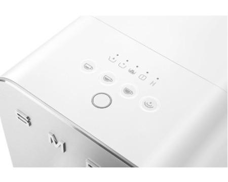 Автоматическая кофемашина SMEG BCC02WHMEU