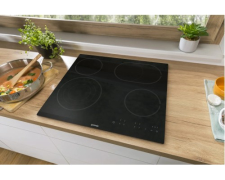 Стеклокерамическая варочная панель Gorenje ECT646BCSCE