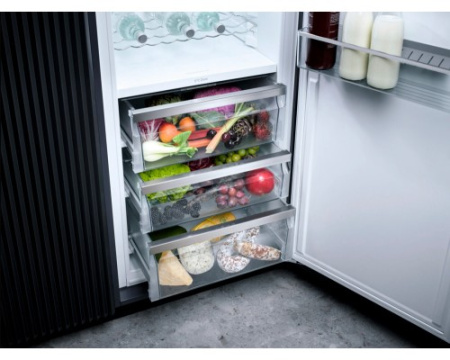 Встраиваемый холодильник Miele K 7747 D
