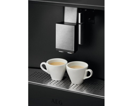 Встраиваемая кофемашина AEG KKA894500M