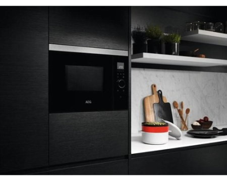 Встраиваемая микроволновая печь AEG MBE2658SEM