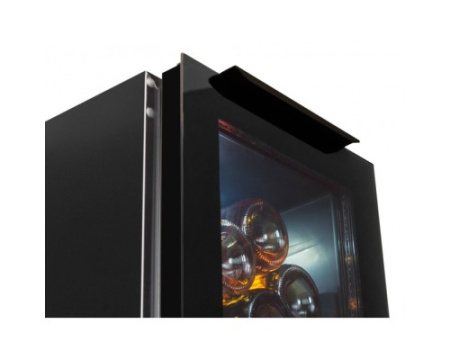 Монотемпературный винный шкаф Avintage AVU23TB1
