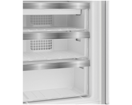 Встраиваемый холодильник Hotpoint-Ariston HBH 18
