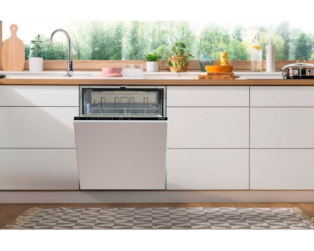 Встраиваемая посудомоечная машина Gorenje GV642E90