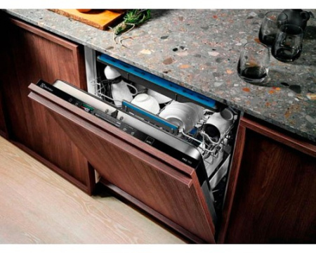 Встраиваемая посудомоечная машина Electrolux EES848200L