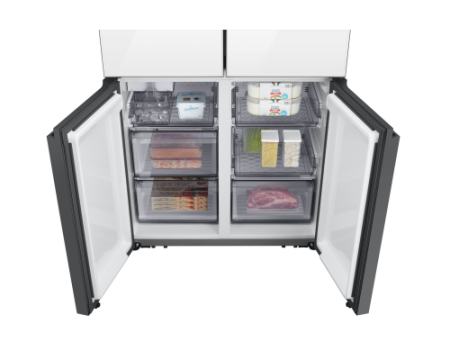 Многодверный холодильник Samsung Bespoke RF9000AZ c Triple Cooling RF60A91R18A/WT
