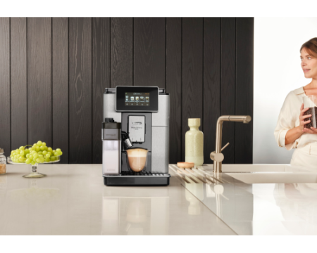 Кофемашина DeLonghi ECAM610.55.SB