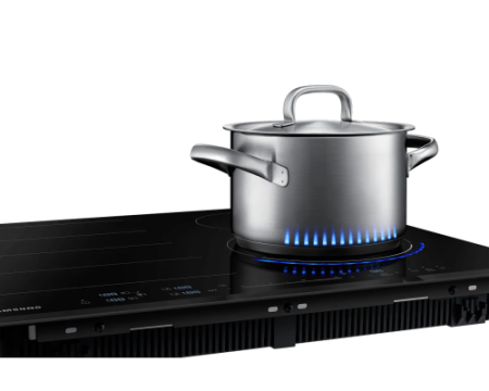 Индукционная панель Samsung NZ64R9777GK с технологией Virtual Flame™
