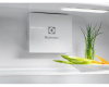 Встраиваемый холодильник Electrolux LNG7TE18S