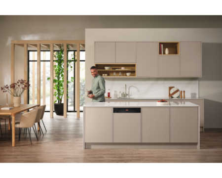 Посудомоечная машина Miele G7930 SCi чёрный