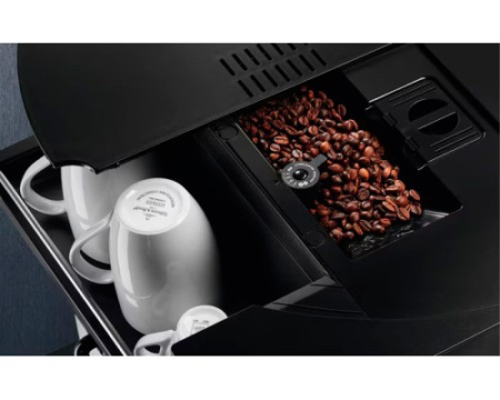 Встраиваемая кофемашина Electrolux EBC85H
