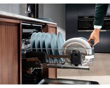 Встраиваемая посудомоечная машина Electrolux EEC67310L