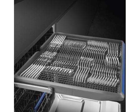 Встраиваемая посудомоечная машина Smeg STL362DQ