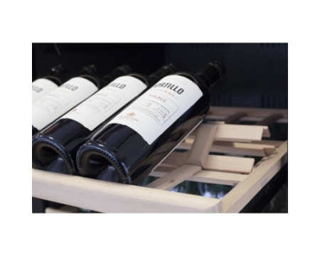 Винный шкаф Caso WineChef Pro 180