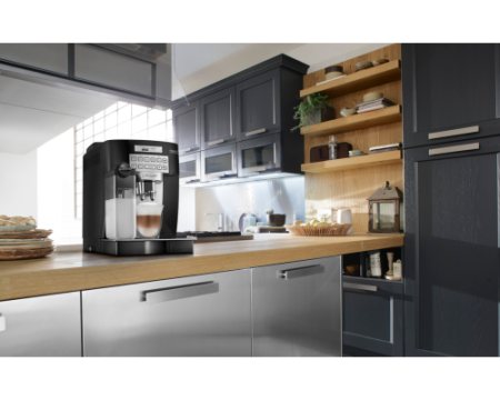 Кофемашина DeLonghi ECAM 22.360.B