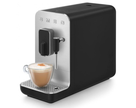 Автоматическая кофемашина Smeg BCC12BLMEU