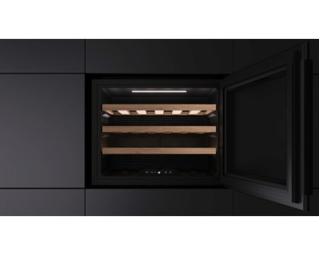 Встраиваемый винный шкаф Teka RVI 10024 GBK