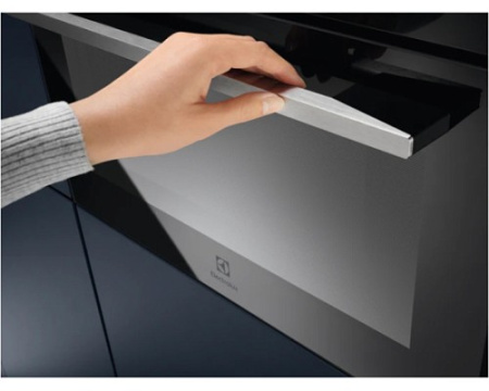 Встраиваемая микроволновая печь Electrolux KVMBE08X