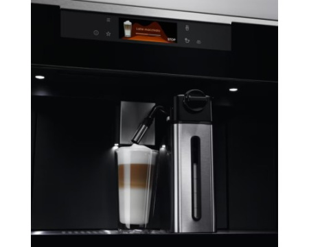 Кофемашина Electrolux KBC85X