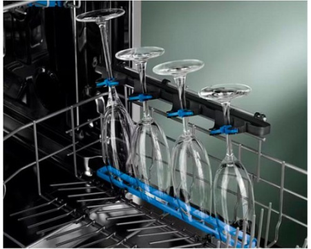Встраиваемая посудомоечная машина Electrolux EEG69410L